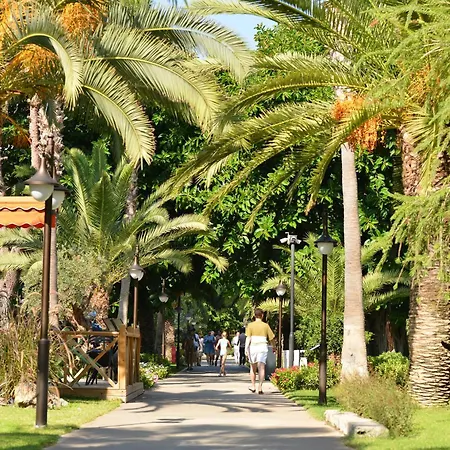 Resort Sailor's Club